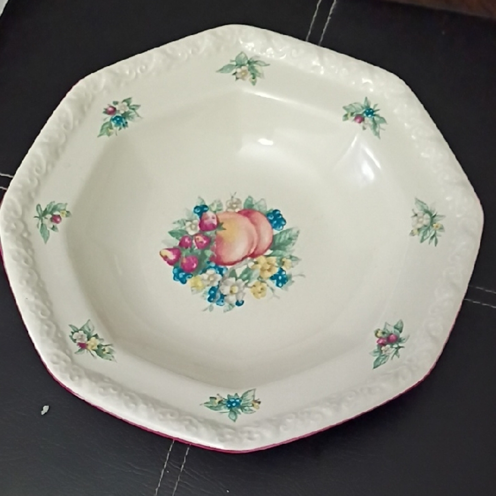 Avon Sweet Country Harvest Octagonal Bowl